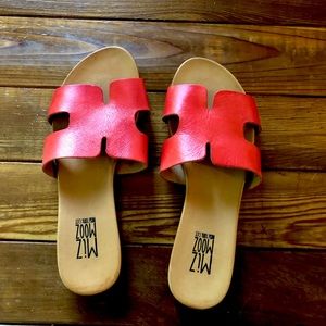Miz Mooz sandals size 7-8
